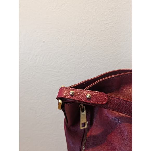 Varriale Dark Red Italian Leather Double Front Gold Zipper Bucket Shoulder Bag - Picture 6 of 15